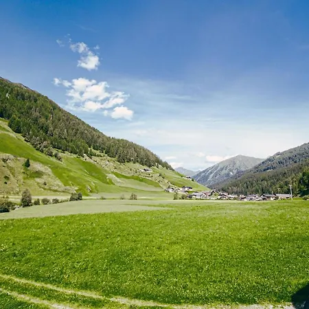 Nedererhof - Gemutliche Mit Gemeinschaftskuche * Ausserschmirn